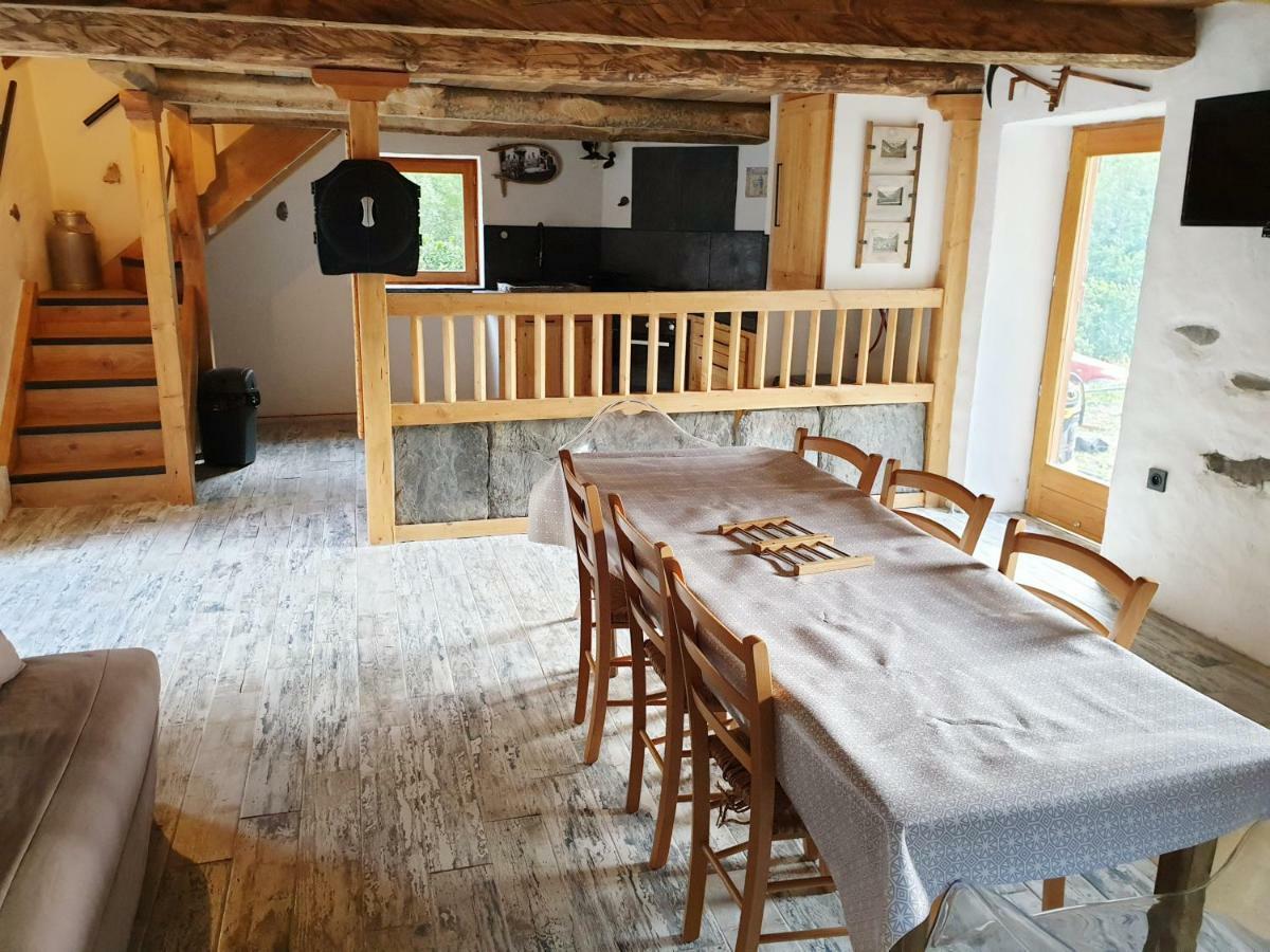 Bergerie Grange Des 3 Cirques Troumouse Gavarnie Estaube 4 Personnes Exterior photo